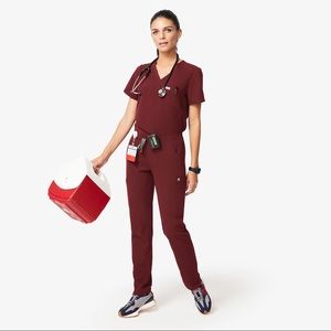 Maroon Yola Figs size XS Tall